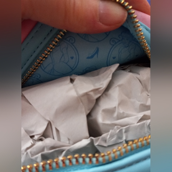 Cinderella scenes Loungefly mini backpack - Picture 8 of 8
